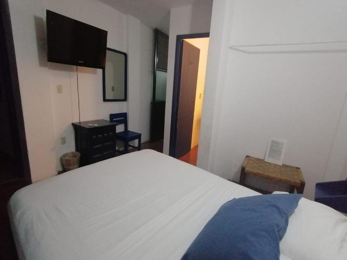 Hotel & Hostal Mayflower Puerto Escondido  Exterior photo