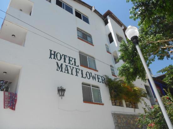 Hotel & Hostal Mayflower Puerto Escondido  Exterior photo